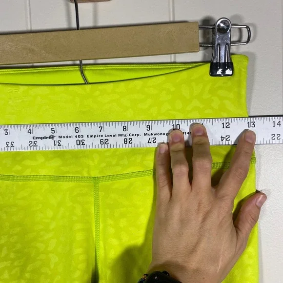 NWT IVL COLLECTIVE  High Waist Hydrasculpt Bike Shorts Neon Lime Womens 6 - Picture 7 of 9